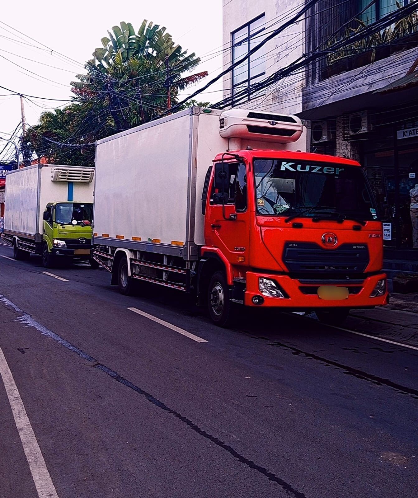 Temporary Ice Cube Storage Standby for New Year’s Eve Events - Photo 4